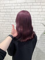 ミューバイケンジ(miu by KENJE)&nbsp;miu&橋本愛海　ワンブリーチでピンクパープル