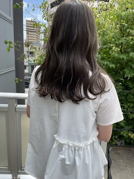 ツイギー 宮西店(TWiGGY) アッシュグレー×ゆる巻き