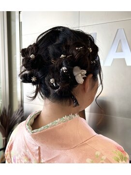 ラボー ノースプラザ店(LA'BO) カチモリアレンジ