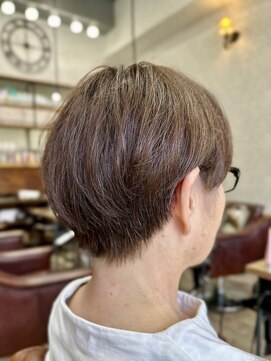 ヘアメイク アヴァロン 橋本店(HAIR MAKE Avalon) 【Avalon橋本】脱白髪染め大人ショート