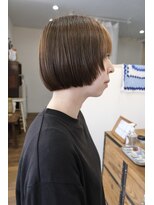 ムク(Muku)&nbsp;お顔周りもかわいいぱつっとボブ