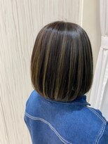 ビスイル 秋葉原店(Vis ill) 20代30代大人可愛い前下がりストレート大人ボブハイライト