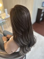 トモズヘアデザイン(Tomo's Hair Design)&nbsp;グレーハイライト
