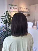 ミント(minto)&nbsp;白髪ぼかし脱白髪染めブリーチ切りっぱなしボブ髪質改善富士吉田