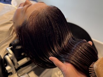 フリーサロントイロヌック(free salon toiro nuk)の写真/ダメージレスにこだわった"オーガニック×スパ"で髪の芯から潤いを与え髪質改善！健やかで美しい髪に◎