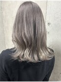 黒髪クラゲヘアーオリーブグレー小顔ココアベージュ