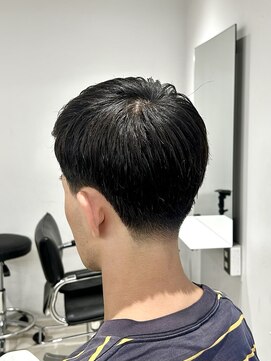 アコロン(acoron.) フェードカット/テーパーフェード/フェード/池袋メンズカット