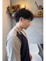 テーラー(Tailor) 波巻きパーマ