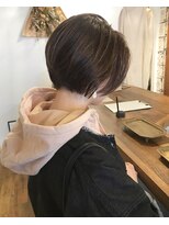 ロティー(loty)&nbsp;【loty川原一高】柔らかフォルムのショートボブ