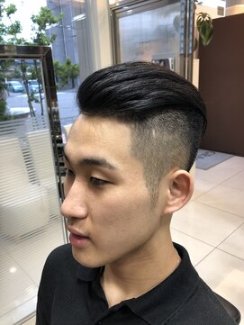 バーバーショップグランツ(Bar ber Shop GRAnt'z) モヒカンオールバックスタイル