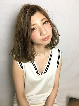 エルパティオ(EL PATIO) 外国人風 透明感溢れる重めAラインボブディ