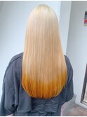 ＊ホワイトベージュに裾カラーでオレンジに