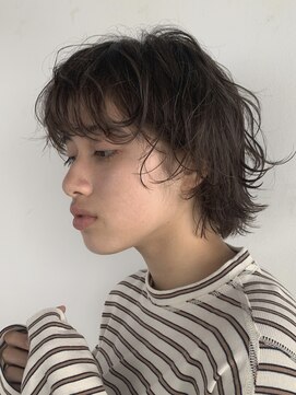 ナヌークカフラ(nanuk kafla) nanuk takabayashi ショートウルフパーマスタイル