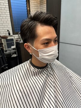 ヒロザバーバー(HIRO THE BARBER) アップバング