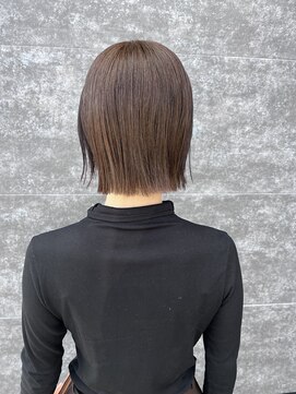 カミユイドコ ニン(kamiyuidoko nin) 切っぱなしボブ