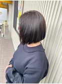 アッシュ系前下がり