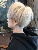 フルショウ 栄店(FURUSHO)&nbsp;ブリーチデザインラウンドマッシュホワイトブロンド