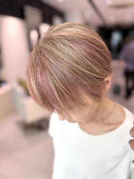 ステアケース 武蔵小杉店(stair:case) 白髪50以上ブランドベージュとピンクのアクセントで白髪ぼかし