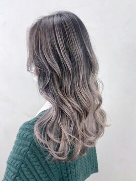 ホワイトベージュブリーチロング顔周りレイヤー_ba563153