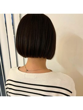 ボブ　ダークカラー