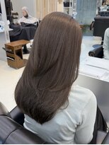 シュウ(shu) グレージュ