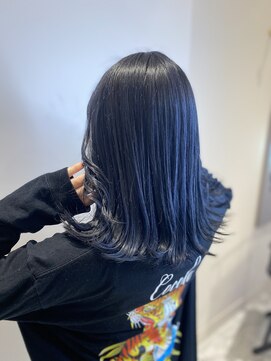 アマンドール(Aman D'or) ブルーブラック