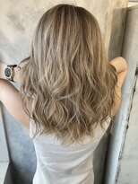 ヘアスタジオニコ(hair studio nico...) ホワイトベージュ
