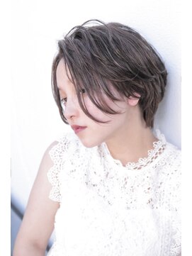 Regalo 鈴木 クールショート かっこ可愛い横顔美人に L レガロ Regalo のヘアカタログ ホットペッパービューティー