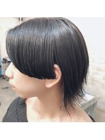 アン ココン(un.cocon) 【un.cocon吉祥寺】インナーカラー　ウルフカット　♪