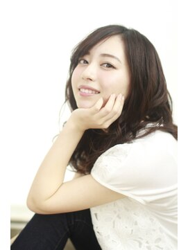 ブリーチ ラボ エーアイ 原宿店(BLEACH LABO Ai) 20代30代40代50代 色っぽふんわりロングの重軽ウェーブヘア♪