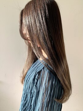 フォーク FOLK 【FOLK】抜け感ロング♪ 艶カラー 透け感 ココアベージュ ツヤ髪