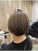 ミルクティーベージュ