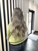 フーバ(FUUBA)&nbsp;原色エクステでシルバーカラー