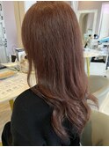 ピンクベージュ