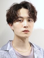 オーシャントーキョー サニー 原宿(OCEAN TOKYO Sunny)&nbsp;波巻きパーマツイストスパイラルパーマツーブロックメンズ黒髪