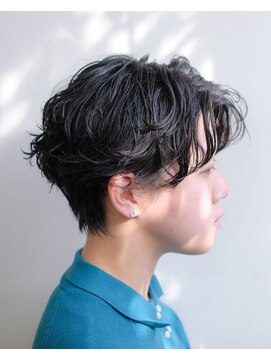 ルプラ ブリリアント(le-pla brilliant) ハンサムショート/パーマ/センターパート/黒髪/豊川/豊橋/田原