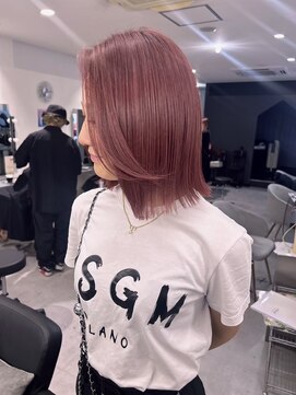 キング 梅田(K!ng) 縮毛矯正髪質改善ハイライトレイヤーカット梅田美容室エクステ