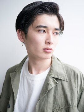 スー 渋谷(suu) ニュアンスパーマセンターパートメンズパーマスパイラルパーマン