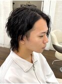 波巻きスパイラルパーマツイストパーマメンズセンターパート緩め