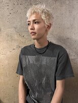 ボタニウム バイ アールサロン(BOTANIUM by RrSALON)&nbsp;スパイキーショート×ホワイトブロンド