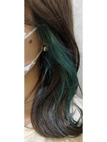 トゥーヘアー(too hair)&nbsp;インナーカラー×切りっぱなし外はねボブ【西葛西】