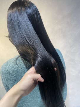 クラッチ 難波(CLUTCH) アディクシーで作るブルーブラック