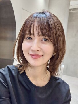 ソワネ 表参道(soigne) 表参道ハイライト髪質改善ミディアムレイヤーアッシュグレー40代