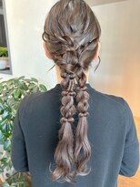 ソース(SOURCE)&nbsp;お呼ばれヘアセット