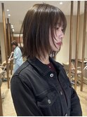 レイヤーボブ × ヌーディベージュ