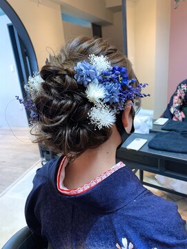 アンテシニヨン(Un the Shiniyon) 卒業式ヘアセット