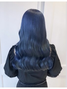 ヘアーアンドメイク サワ 上田本店(SAWA) 20代30代40代ブルーカラーロングウルフ毛先パーマ耳掛け美肌