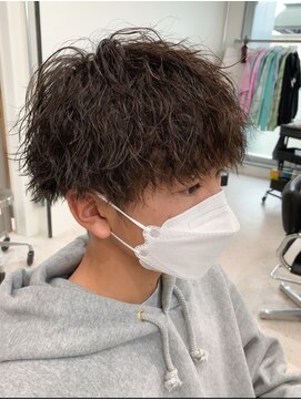 ヒビヲ(HIBIO) ツイストスパイラルパーマツーブロックメンズマッシュメンズヘア