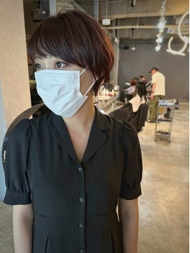 イトシテ ふんわりショート×ピンクアッシュ【担当　ジン　トモヒト】