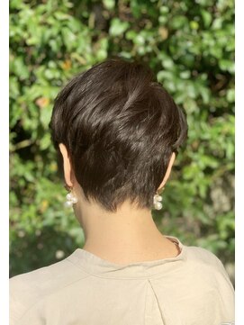 アクアマリン8810 ハチハチイチゼロ(AQUA MARINE 8810) イメチェン/似合わせカット/フルバング/レッドブラウン/北習志野